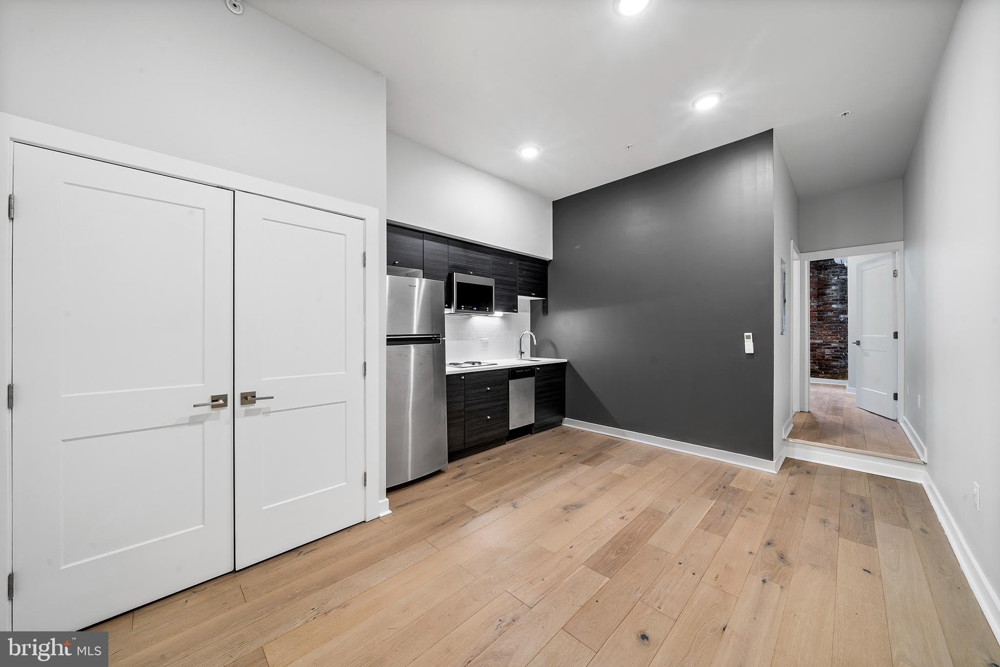 257 N 3RD Street – photo 3