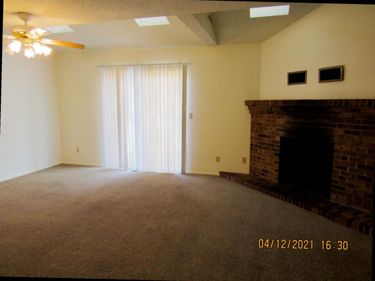 375 Wildrose Lane – photo 4