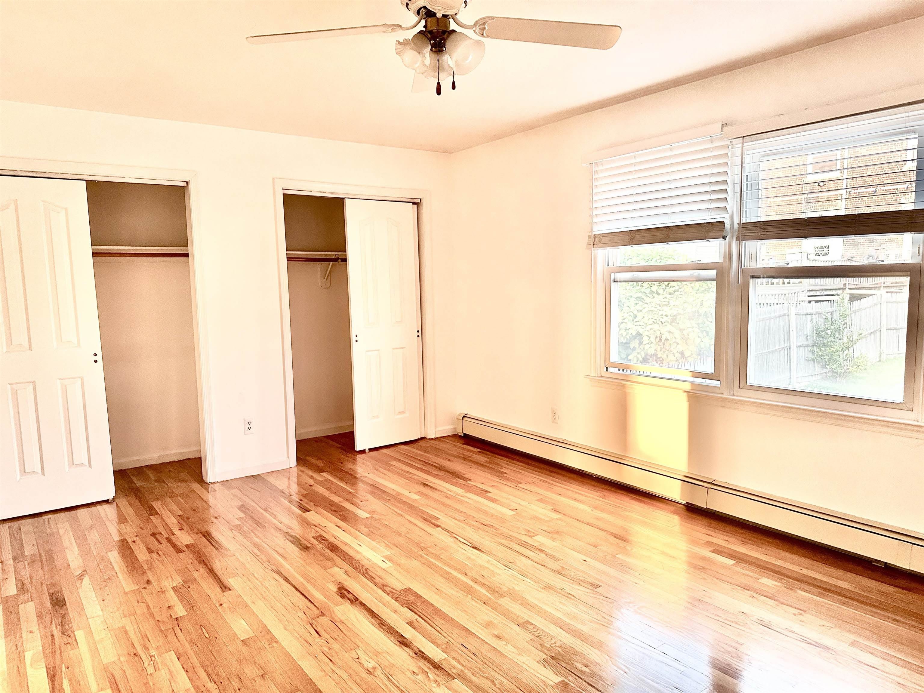 364 LIBERTY AVE – photo 2