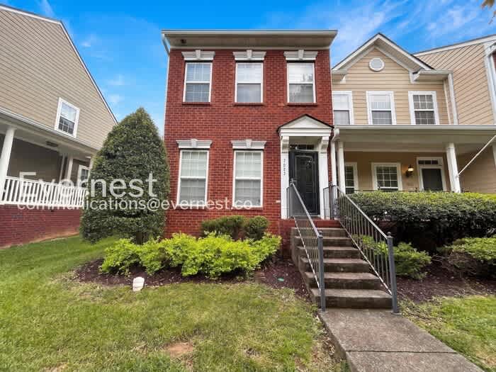 7023 Sunnywood Drive – photo 1