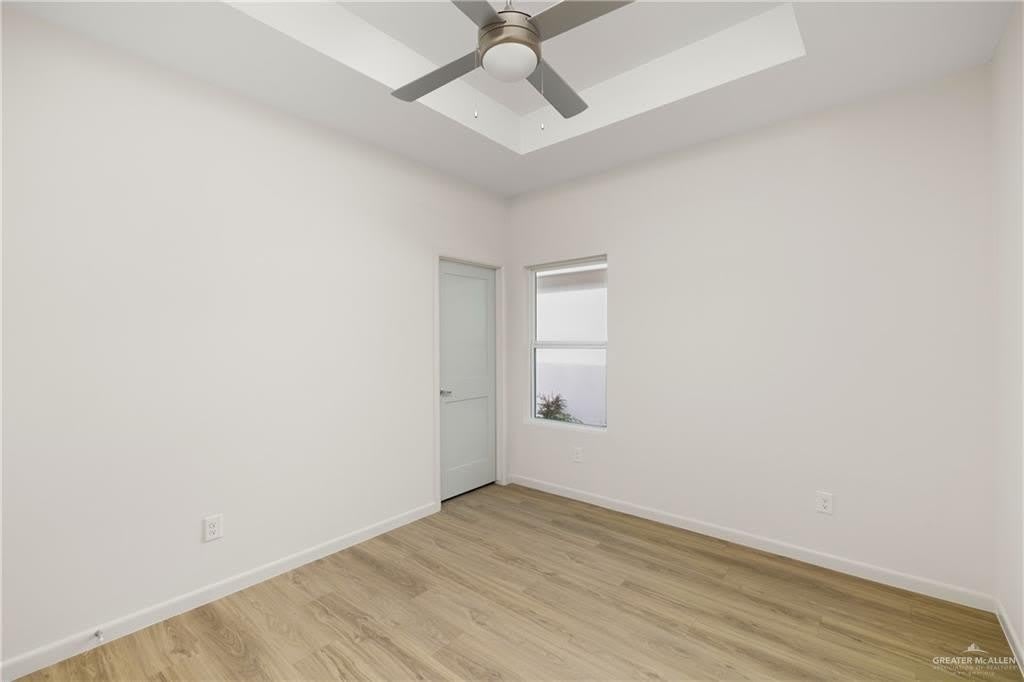 804 N Clarence Avenue – photo 5