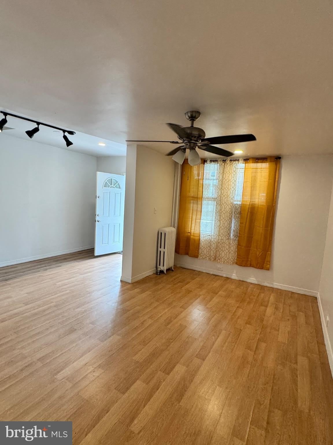 2213 BRYANT Avenue – photo 2