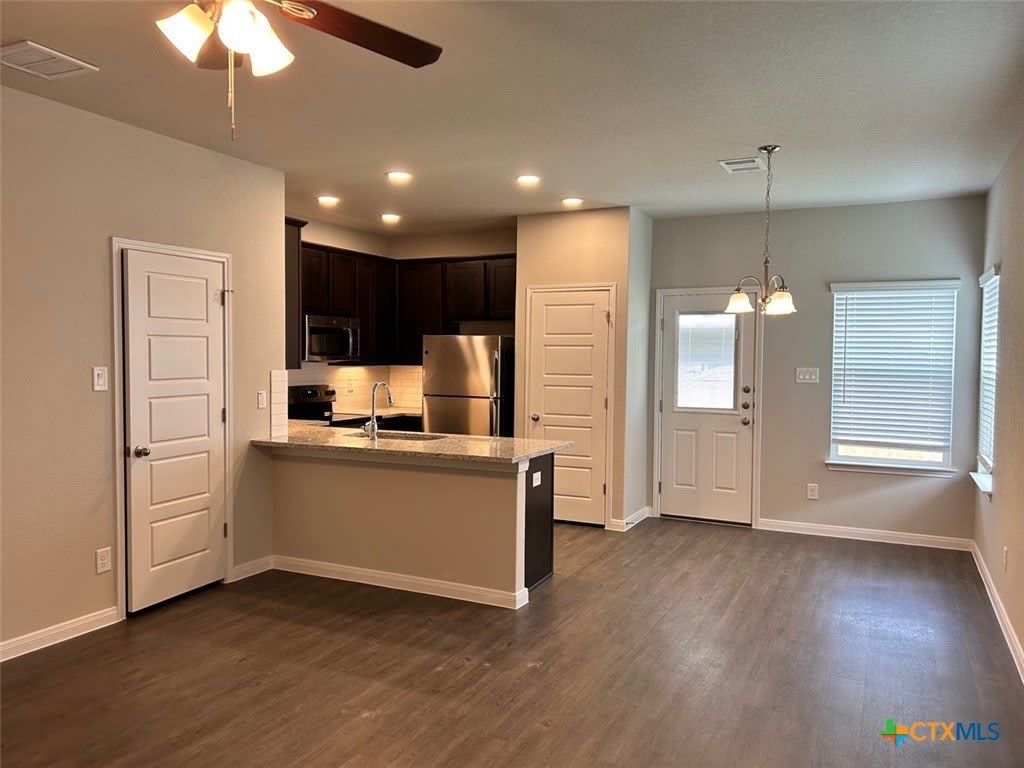 3414 Lindsay Lane – photo 2