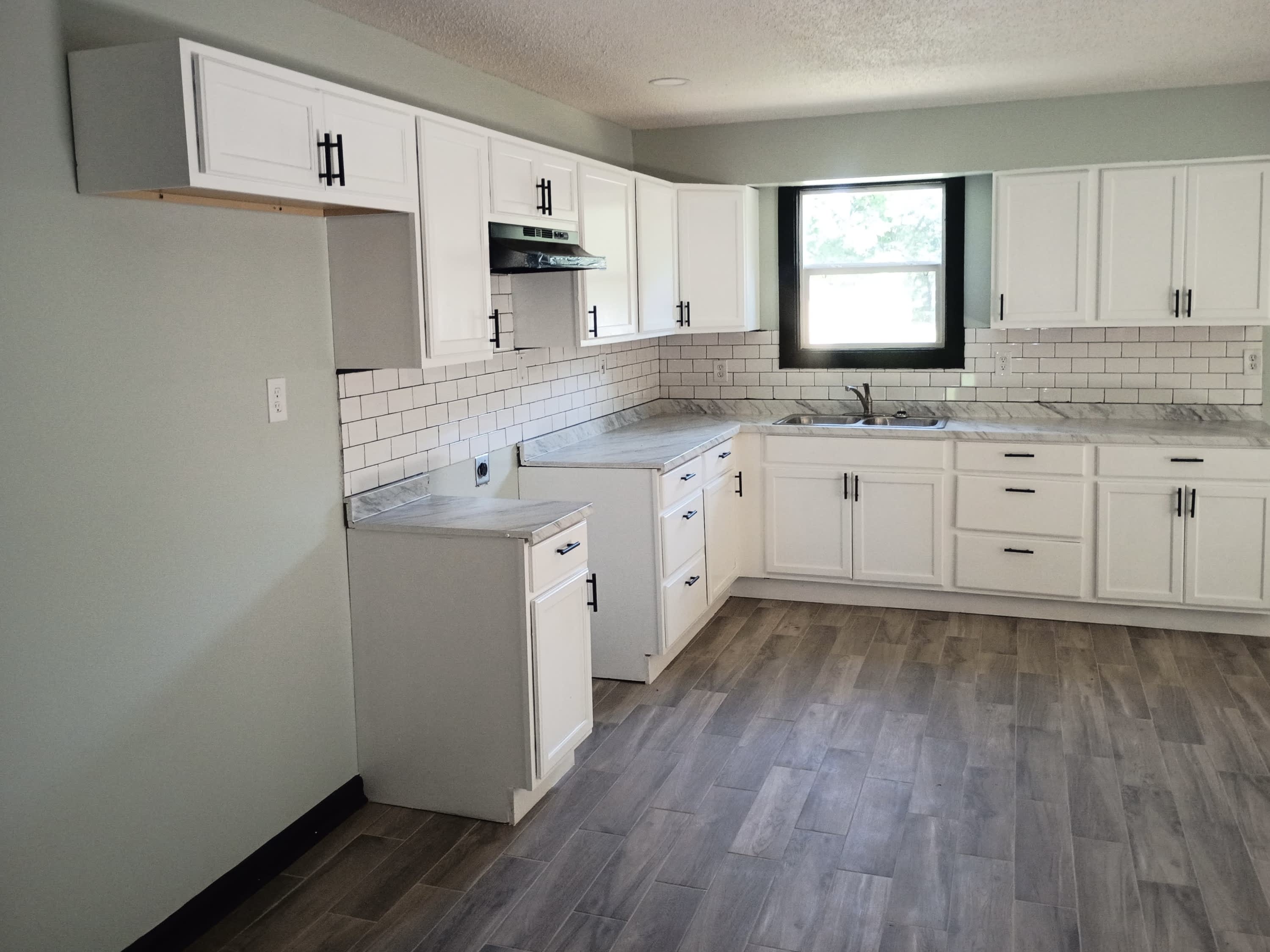 492 Delta Road – photo 4