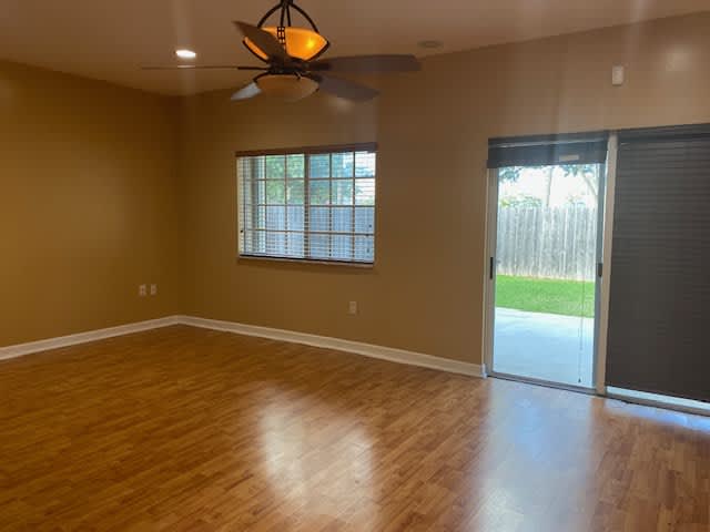 2735 Northeast 42nd Avenue – photo 5