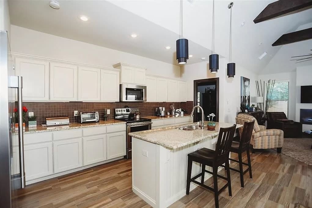 1804 SW Riverstone Road – photo 3