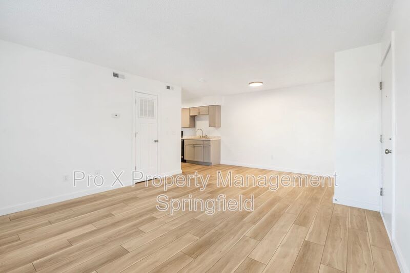 3140 West Greenwood Street – photo 2