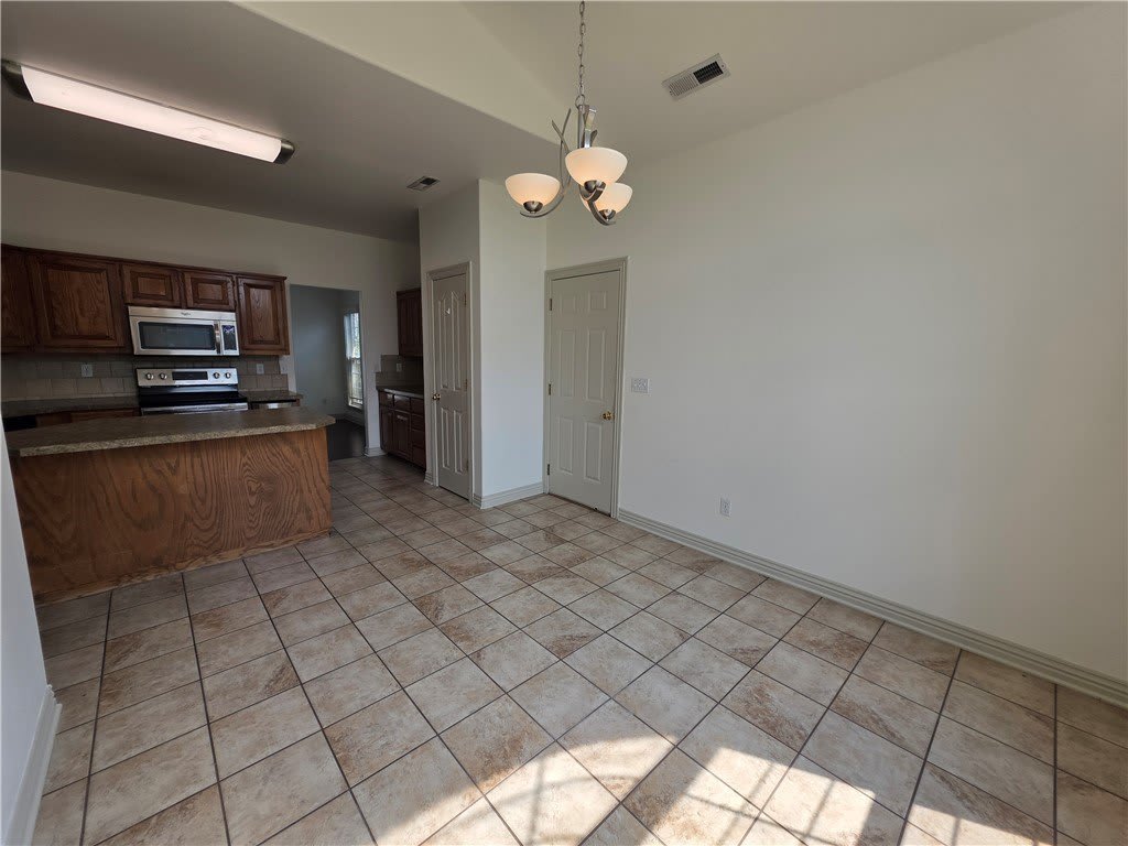 302 Cross Creek Drive – photo 5