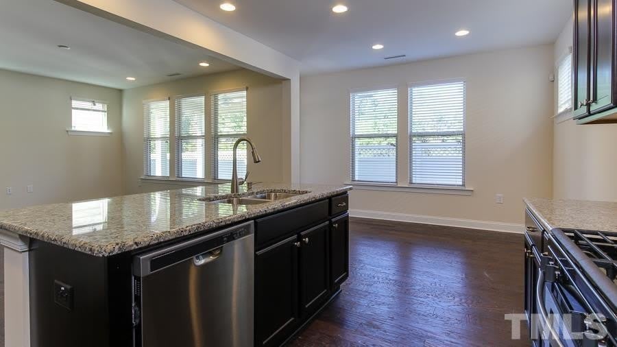 213 Begen Street – photo 5