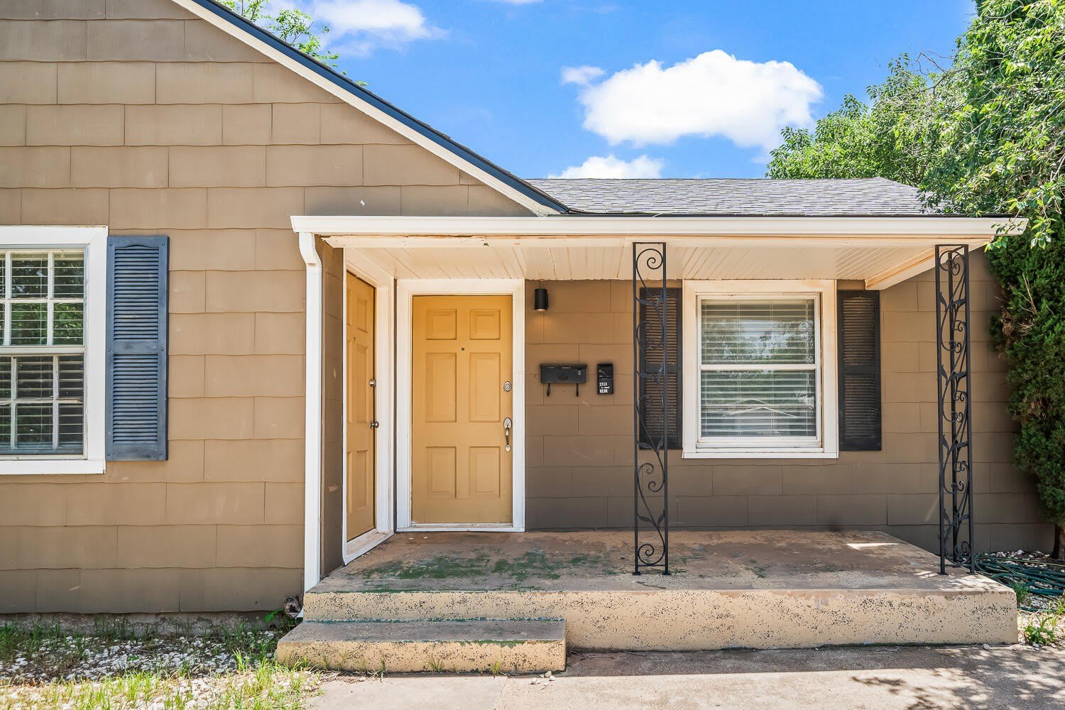 2213 27th Street – photo 2