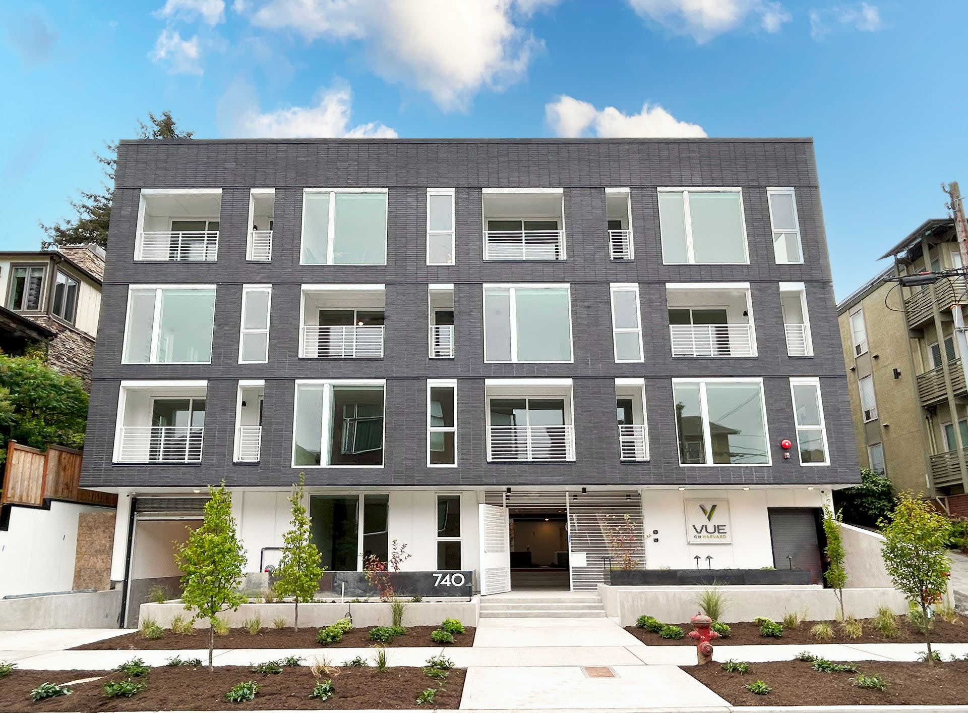 Vue on Harvard – photo 1