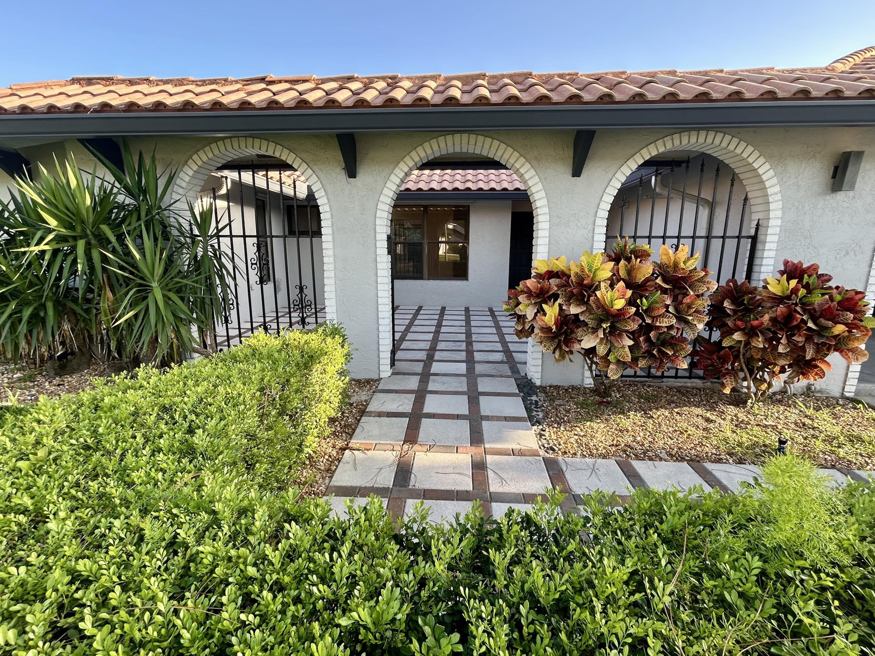 22822 Pinewood Court – photo 2