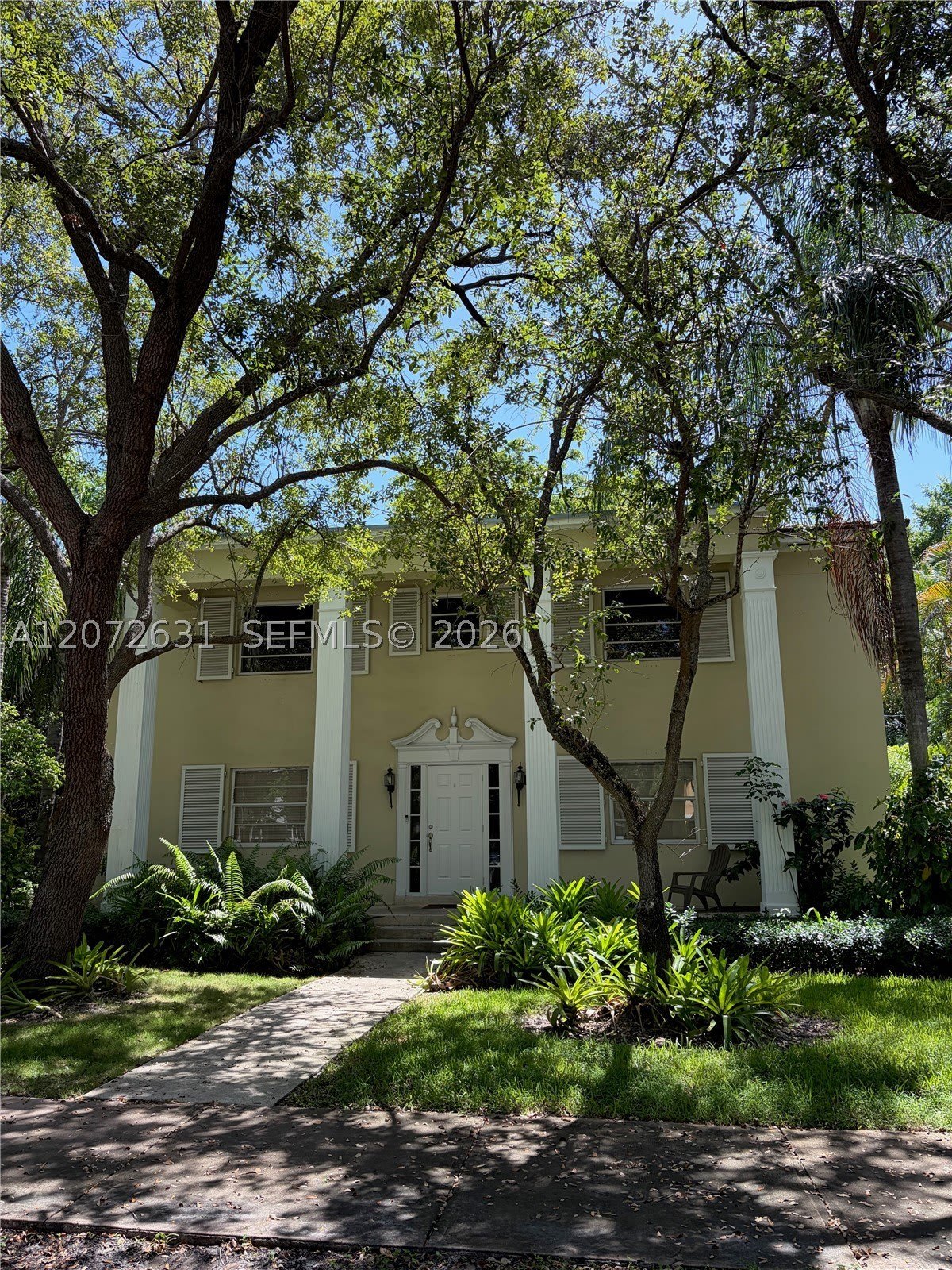 3923 Segovia St – photo 1