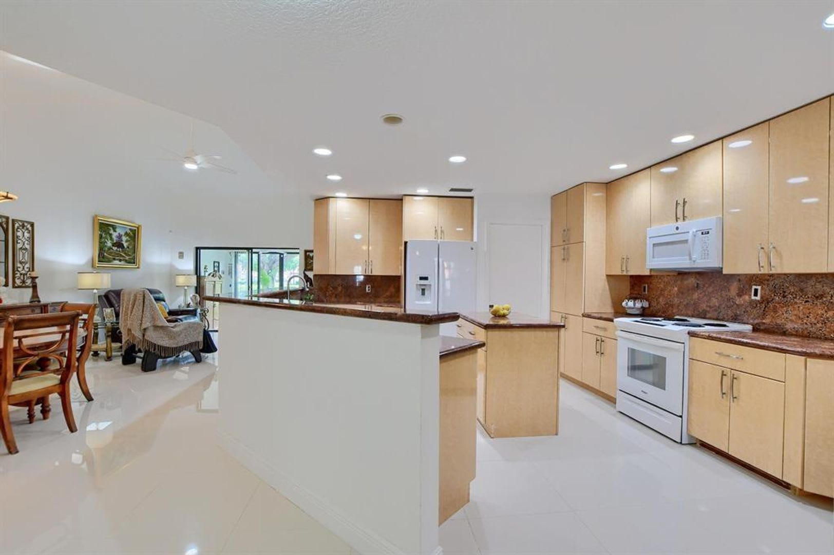 65 Centennial Court, Deerfield Beach, FL 33442 – photo 3
