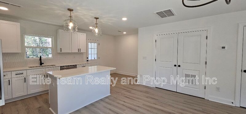382 W Moore Ave – photo 4