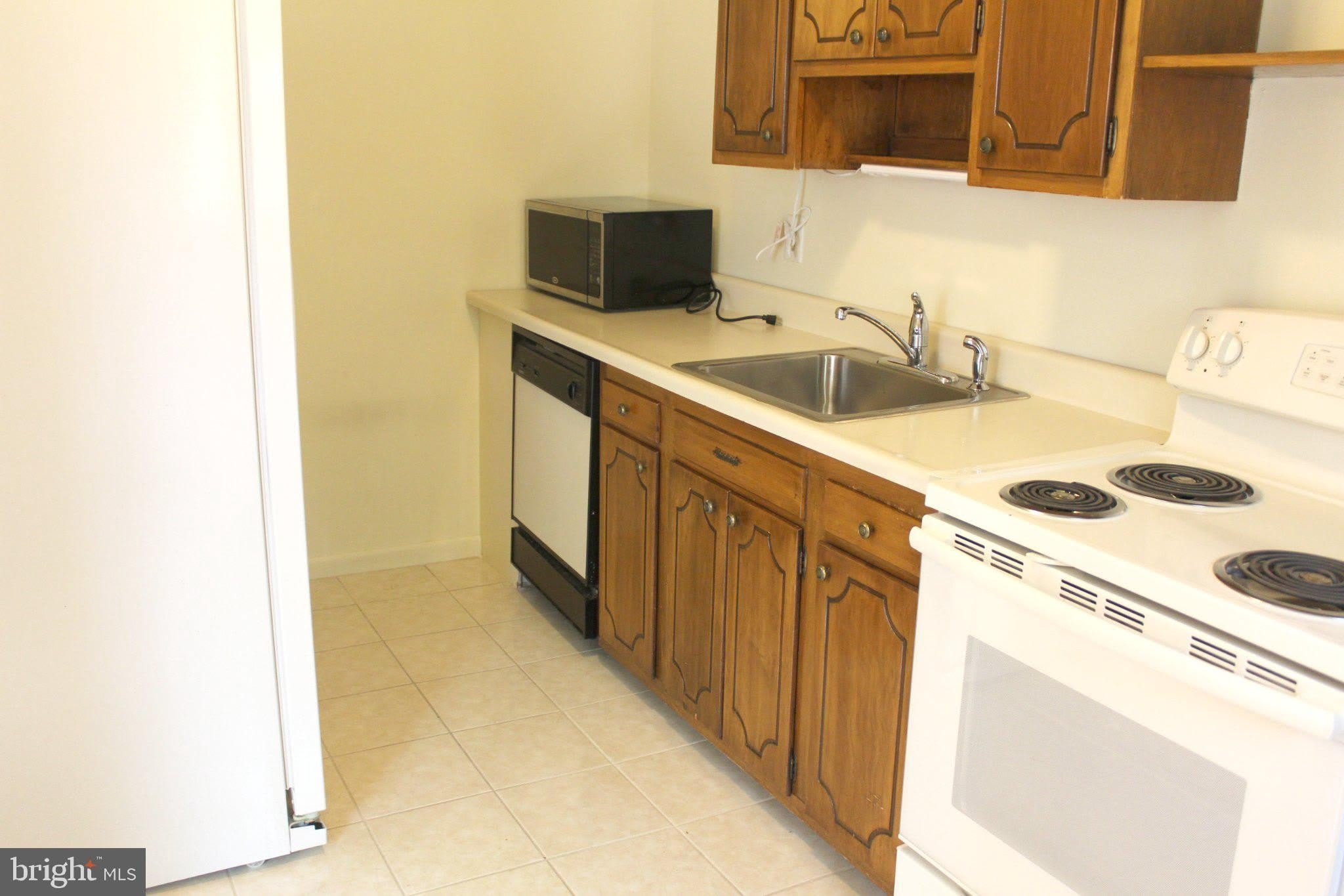 1120 Linkside Drive – photo 5