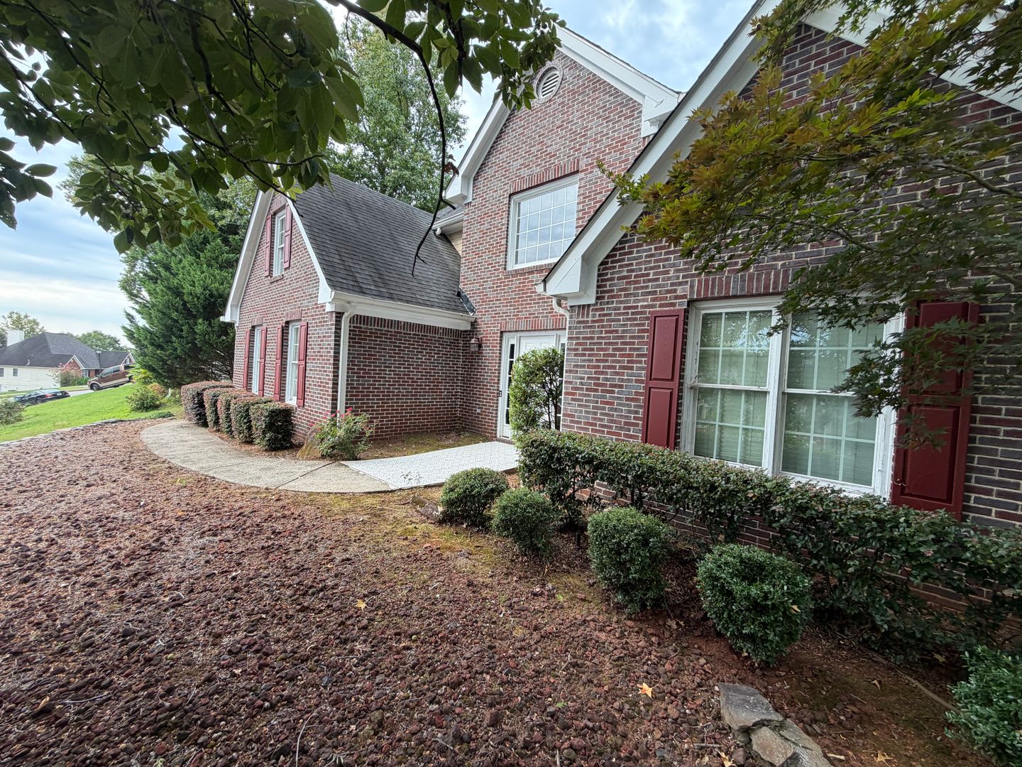 649 Lawton Ridge Dr. – photo 2