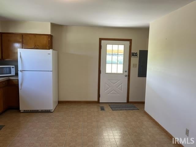 4670 Breeze Road – photo 5
