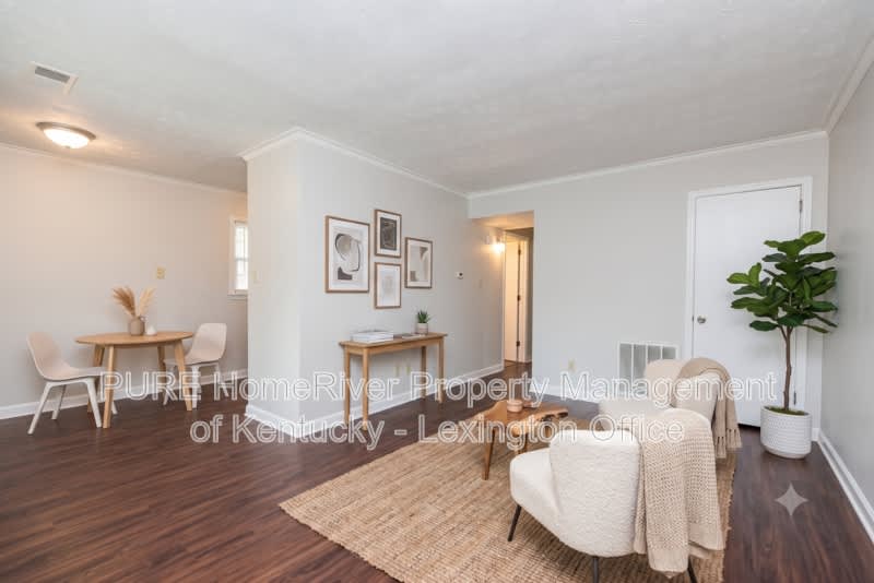 311 Christy Allyn Ct – photo 3