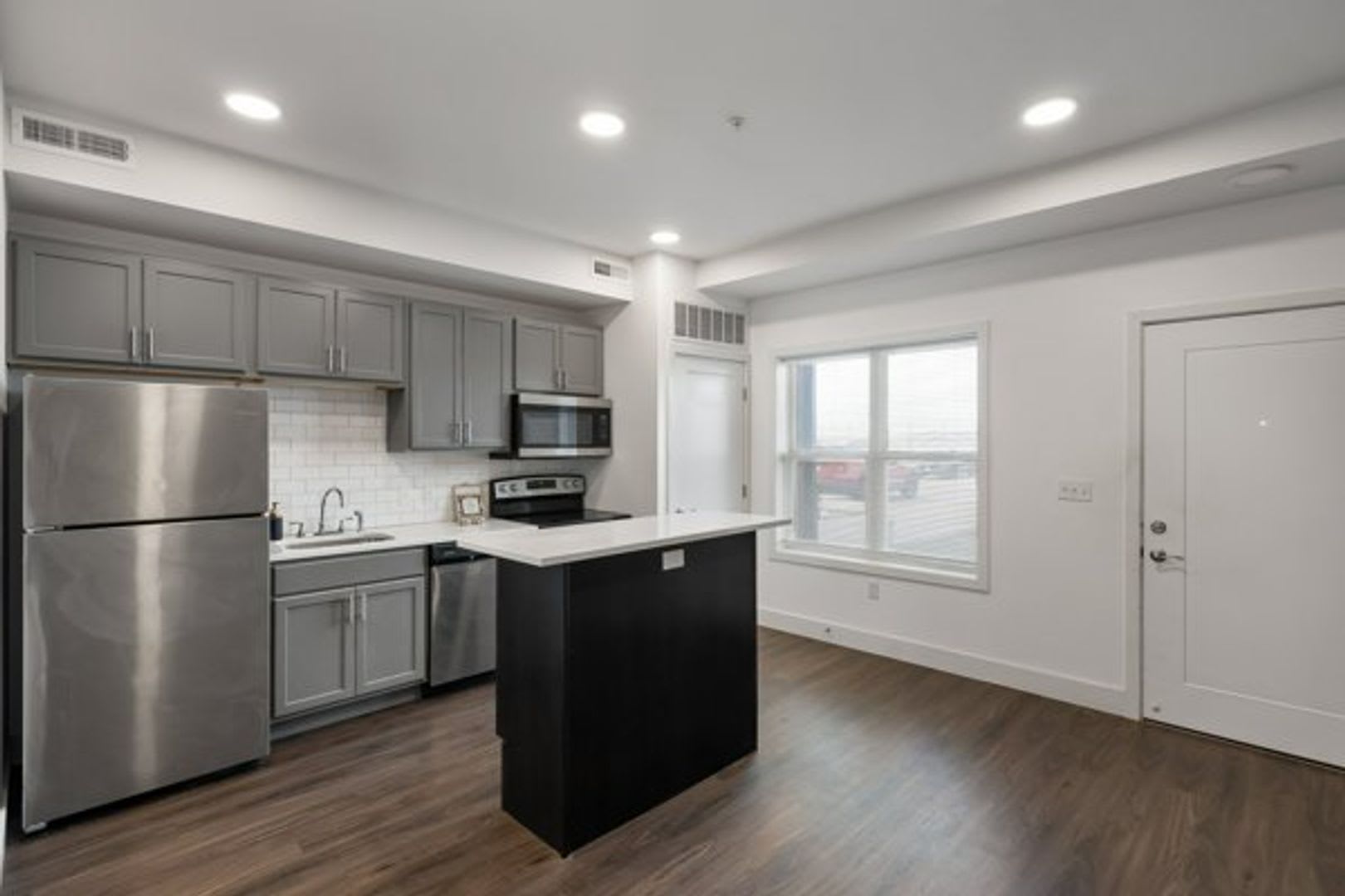 Bend Apartments – photo 4