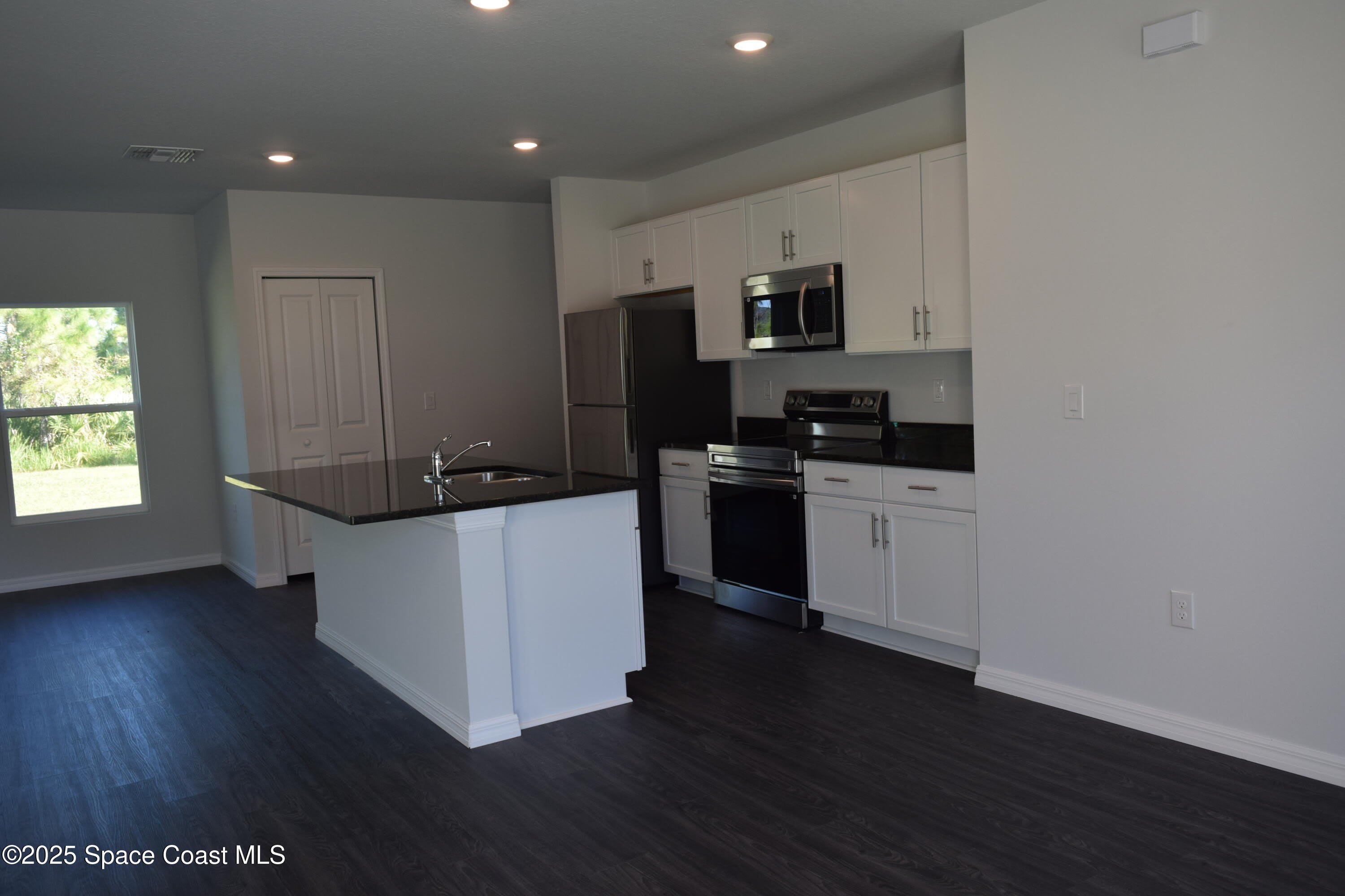 3094 San Filippo Drive SE – photo 5