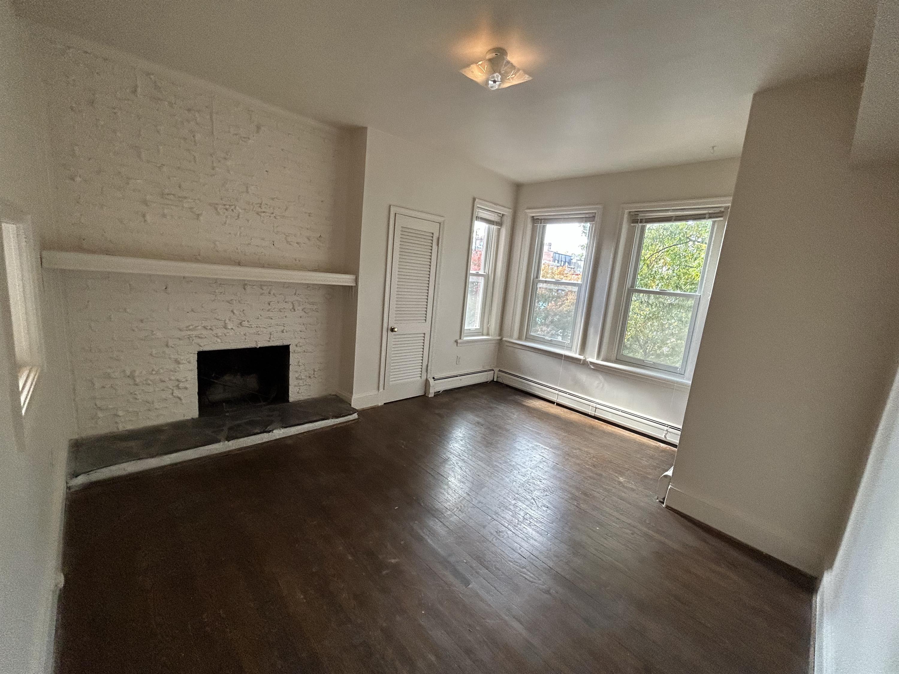 16 5Th St Se – photo 1