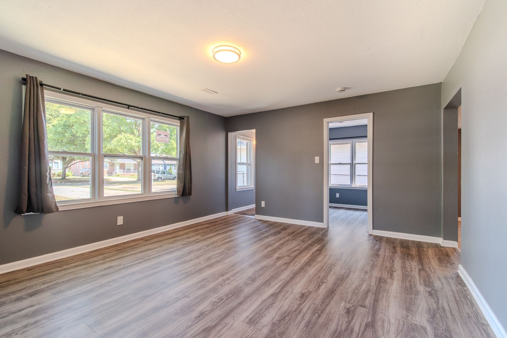 Newly Renovated Warren Gem 3 Bed/1 Bath Ranch – Move In Ready & Available Now! – photo 2