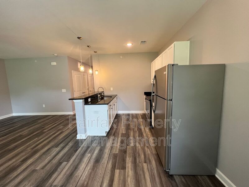 518 Boone St – photo 4