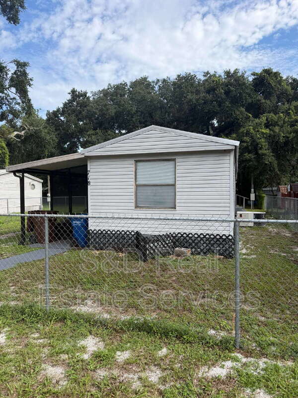 718 1ST ST – photo 1