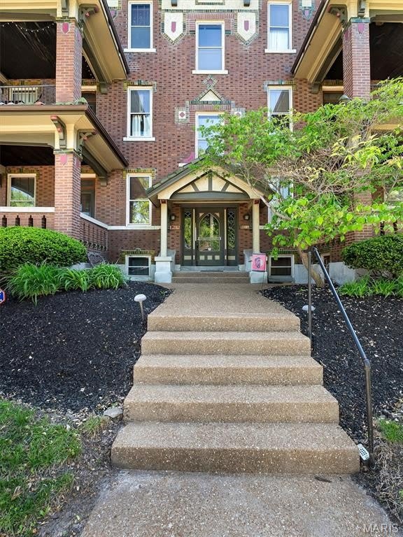 3548 Victor Street – photo 2