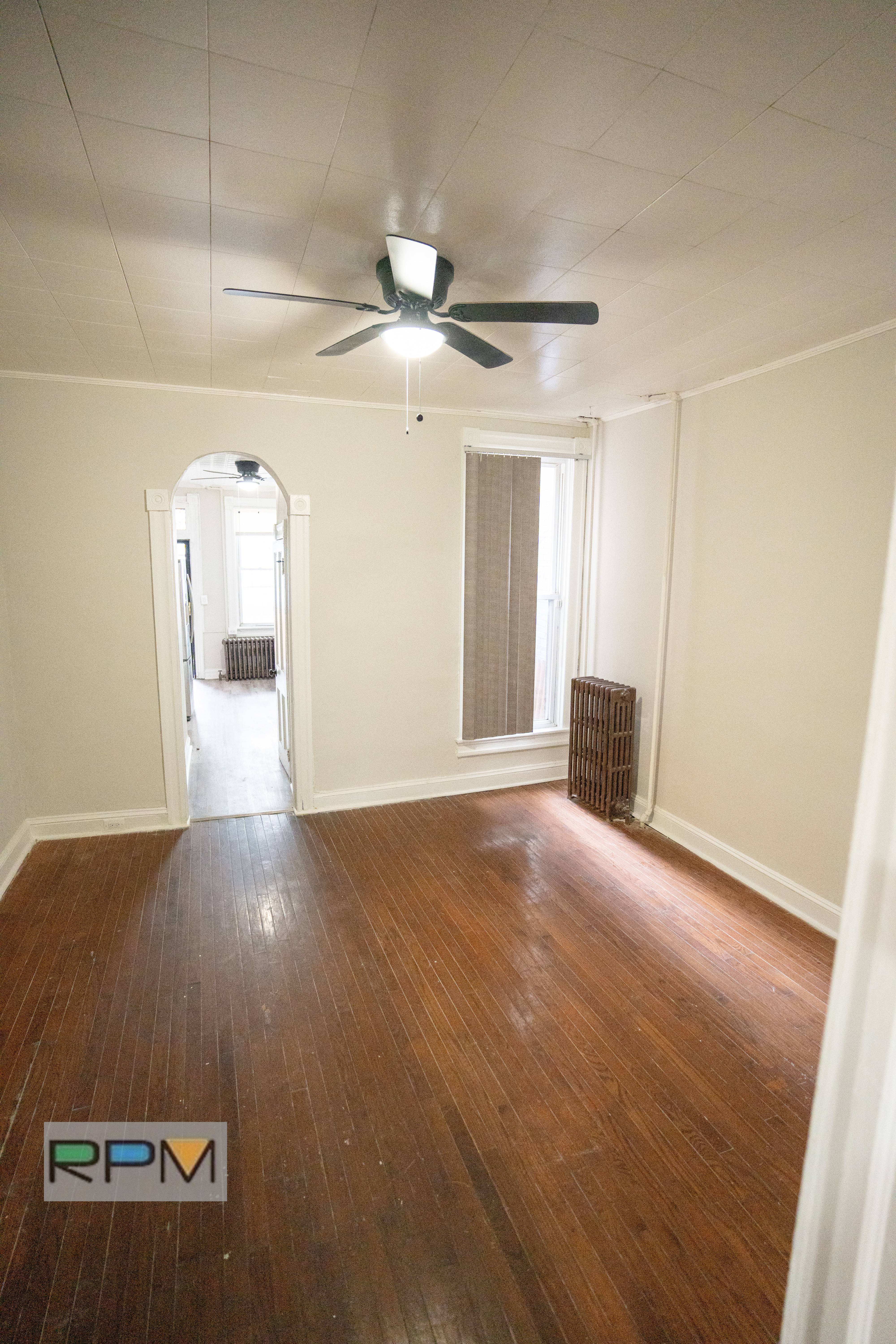 2704 Edmondson Ave – photo 2