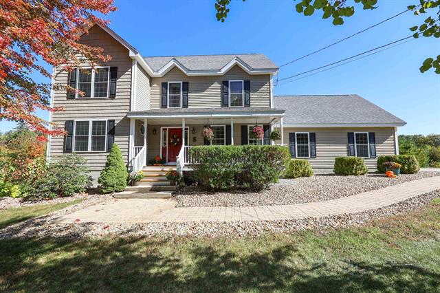 8 Graham Road – photo 1