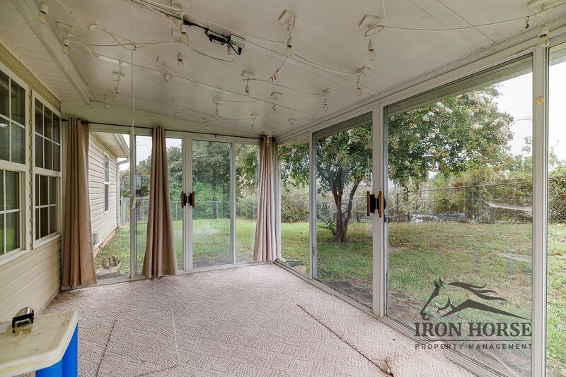 352 Shenandoah Circle – photo 3