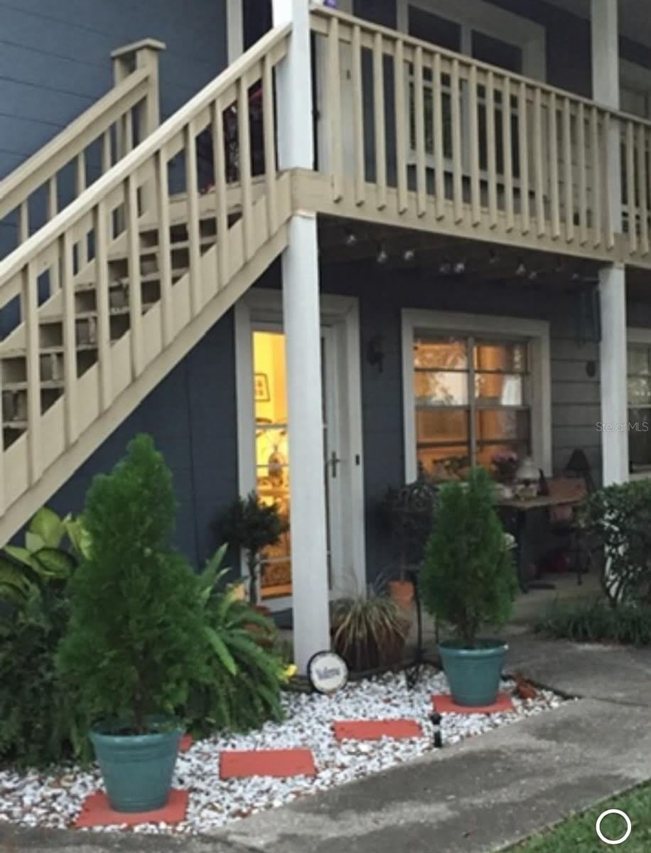 305 S WESTLAND Avenue – photo 2