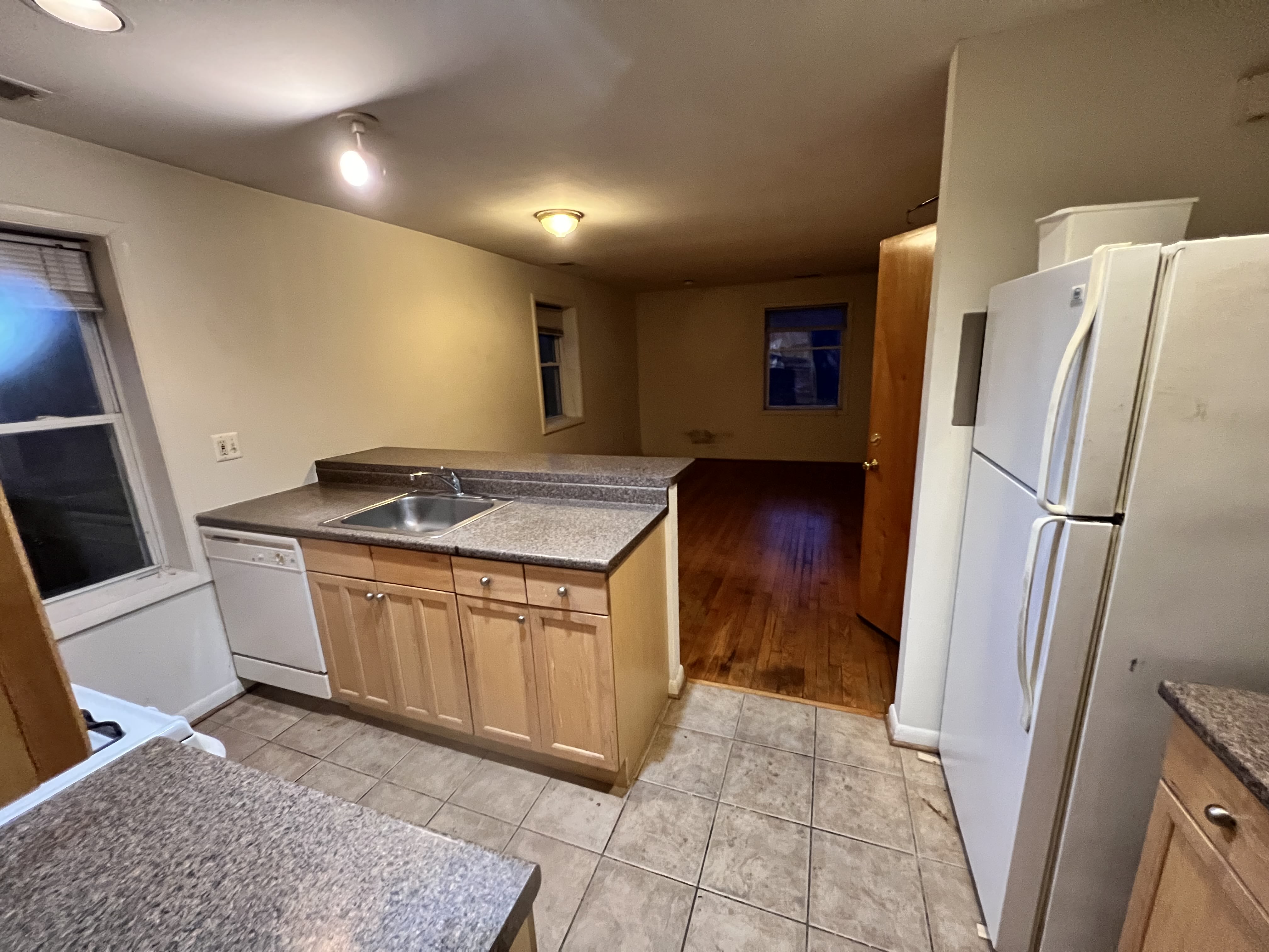 805 Houston Ave – photo 4