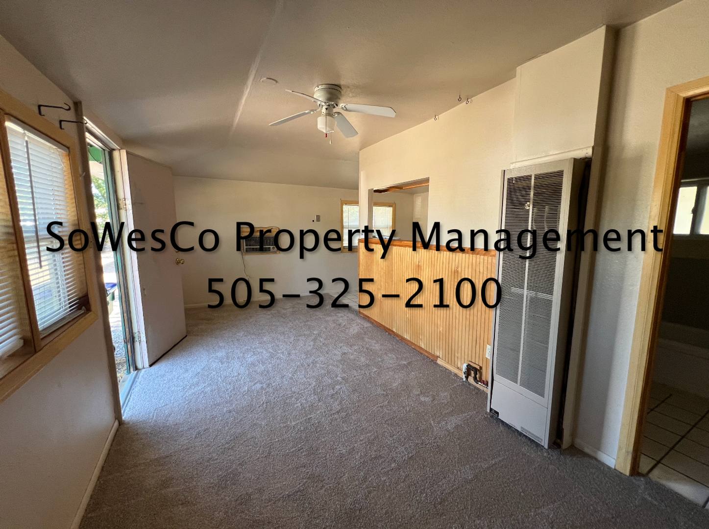 2 Bedroom Home With Large Back Yard – photo 2