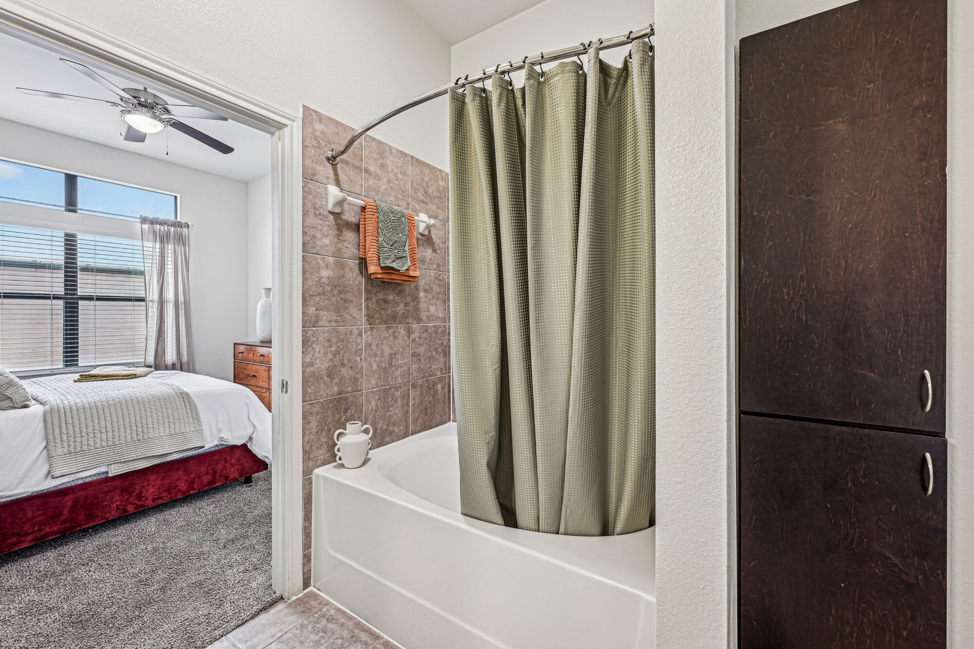Haven at Main – photo 1