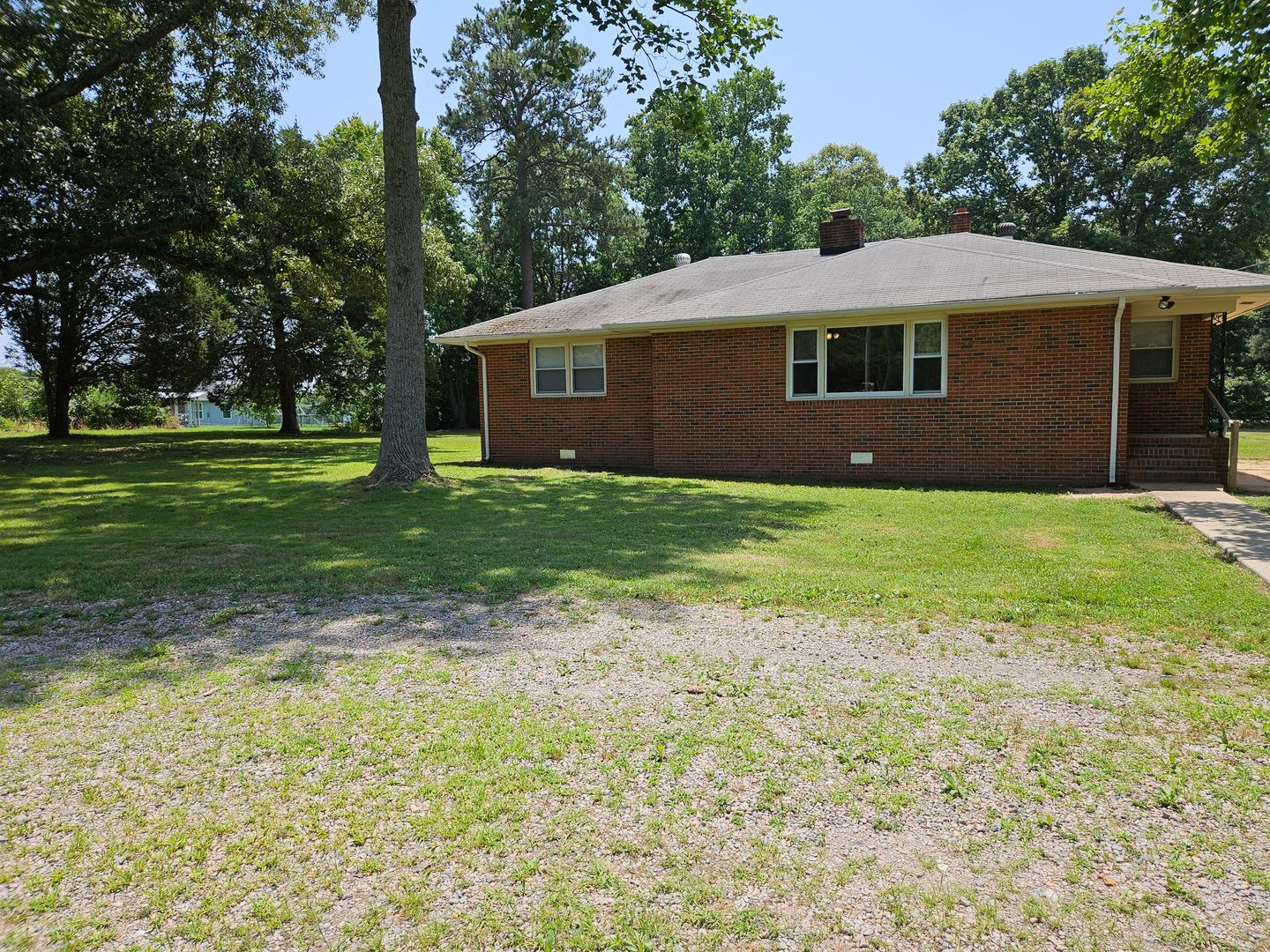 Charming Brick Rancher On Massive Lot Move In Ready – photo 2