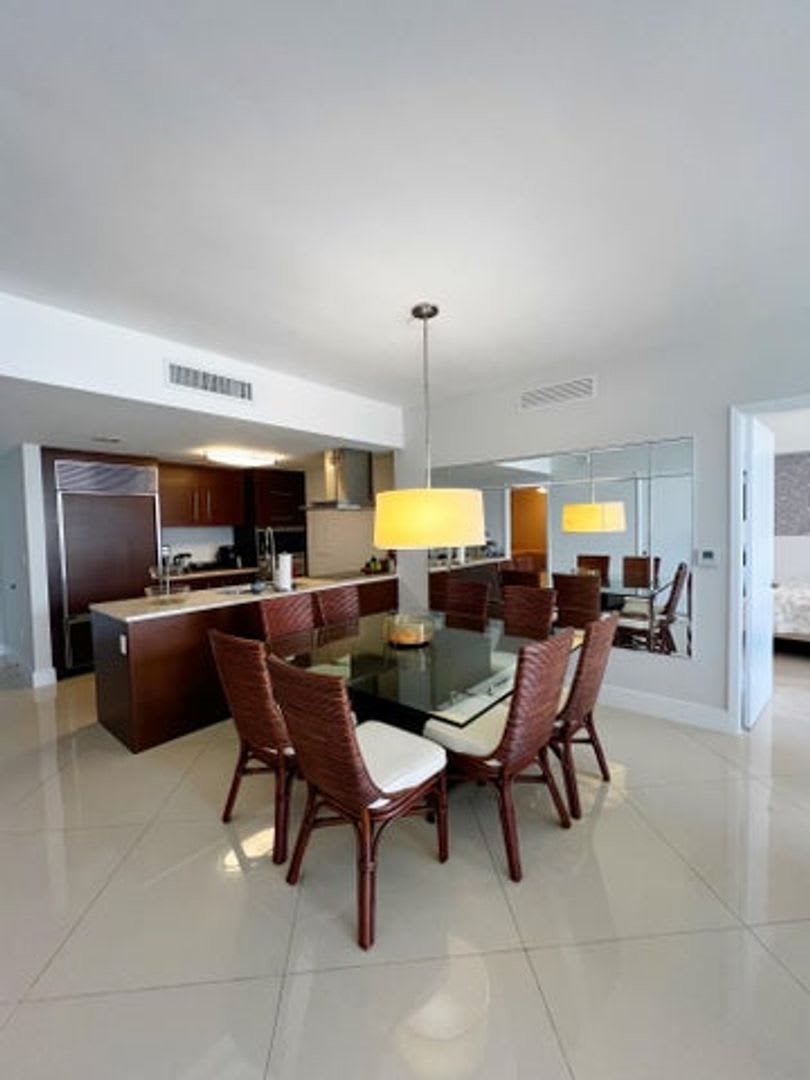 495 Brickell Avenue 1605 Miami Fl 33131 2779 – photo 2