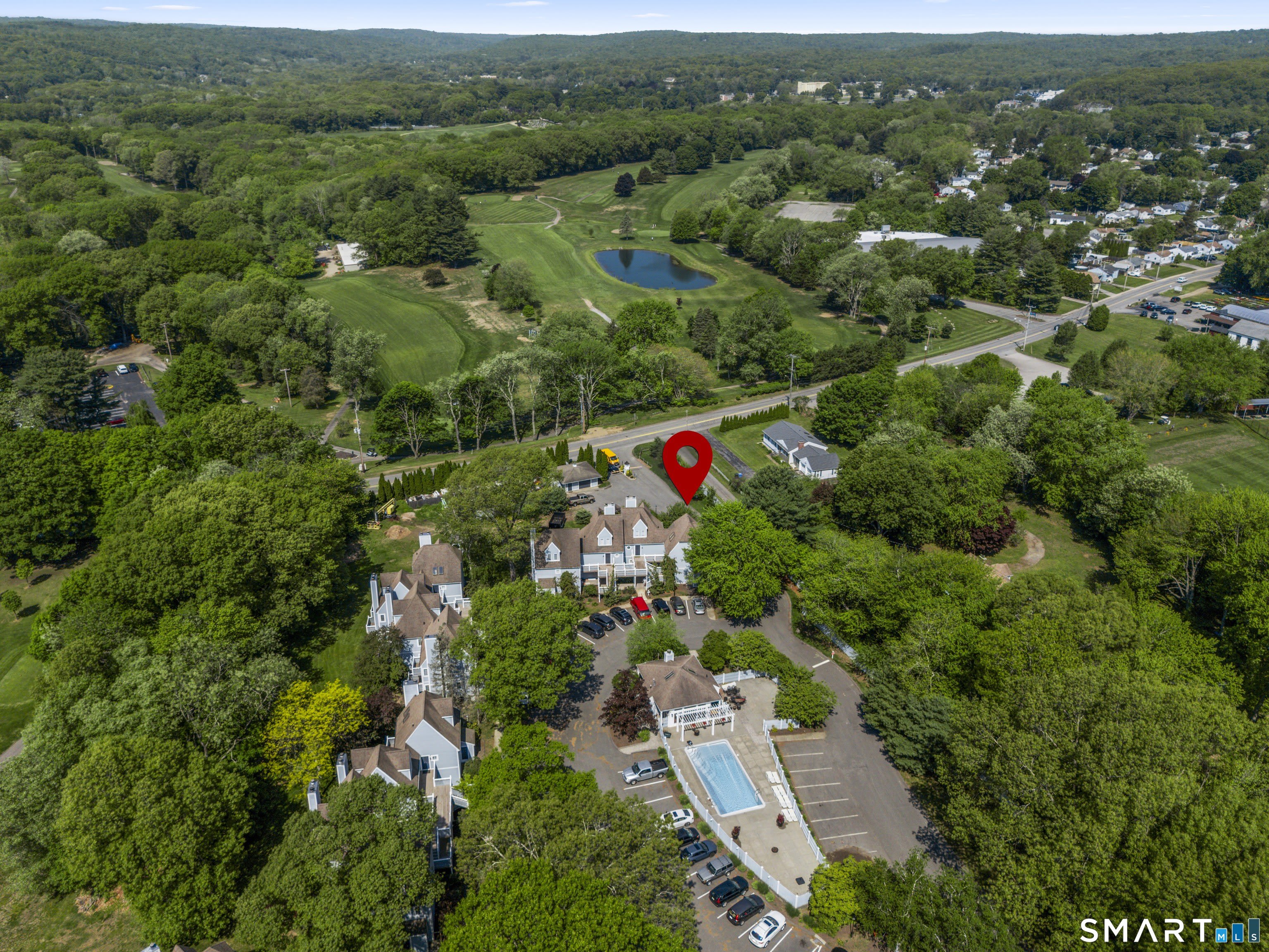 2124 Old Pond Lane – photo 4