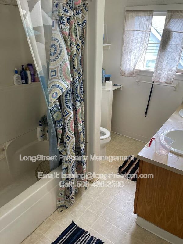 218 NW 21st – photo 3