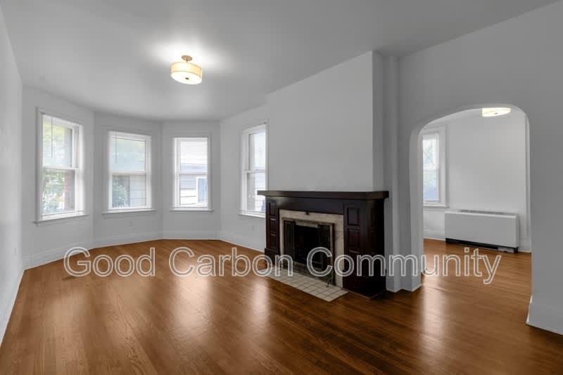211 Summer St – photo 1