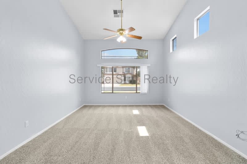 2111 E Appaloosa Rd – photo 5