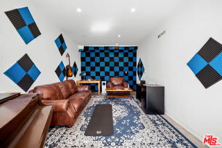 2646 Westwood Boulevard – photo 4