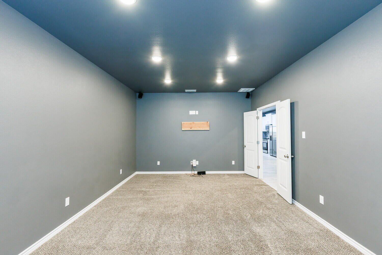 10301 Avenue W – photo 5