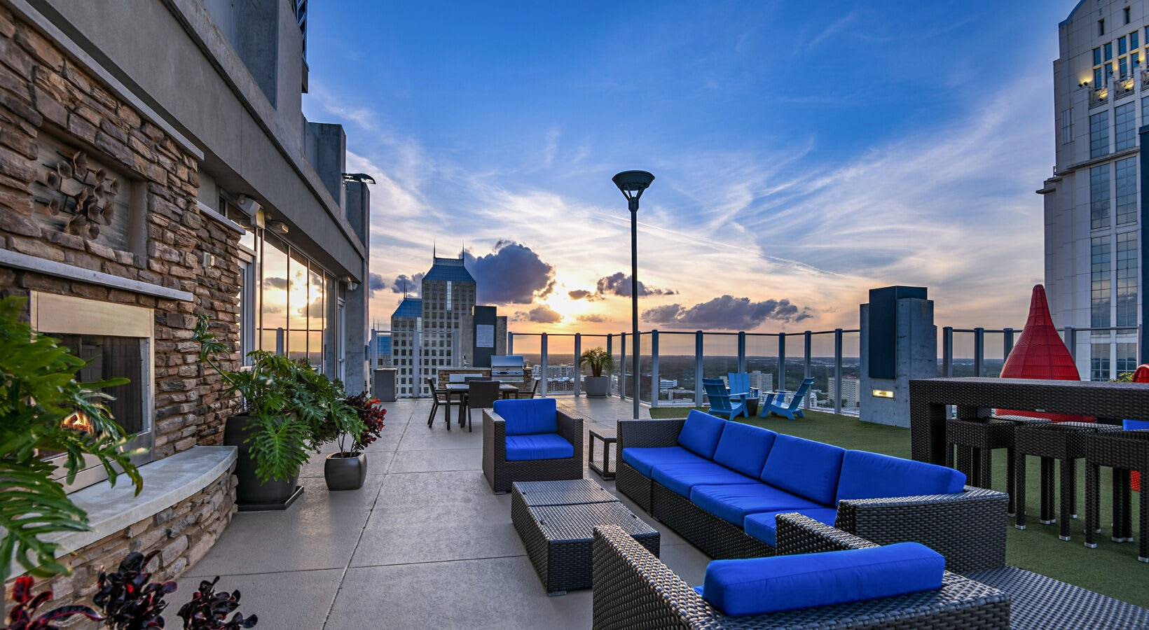 SkyHouse Orlando – photo 4