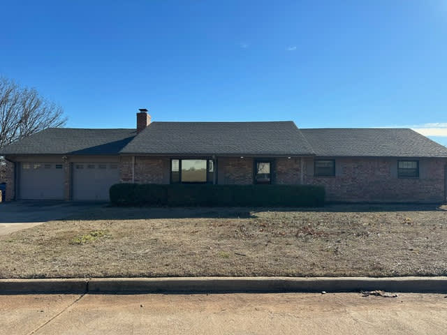 421 Francis Ave – photo 1