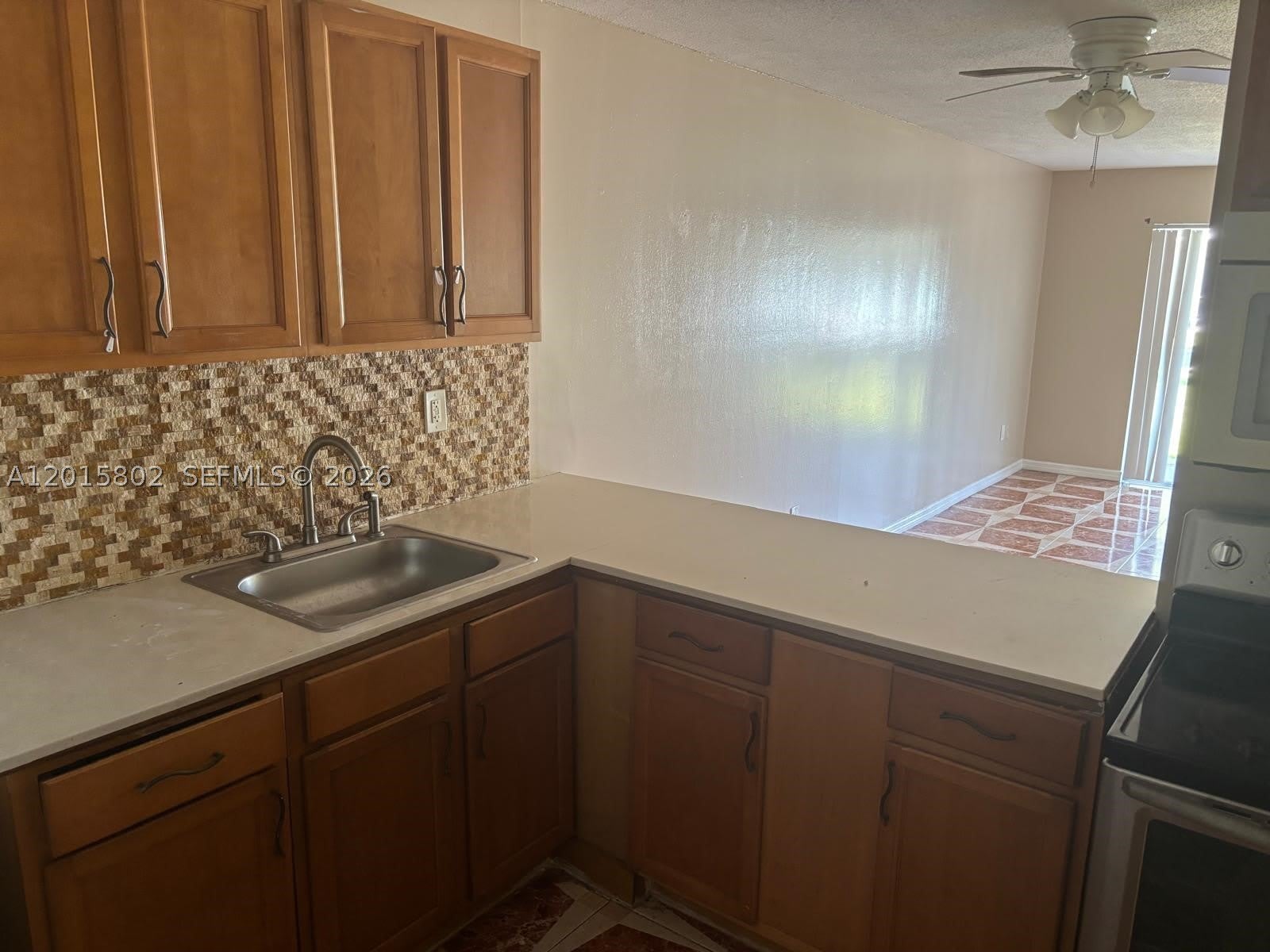15205 Ne 6Th Ave – photo 2