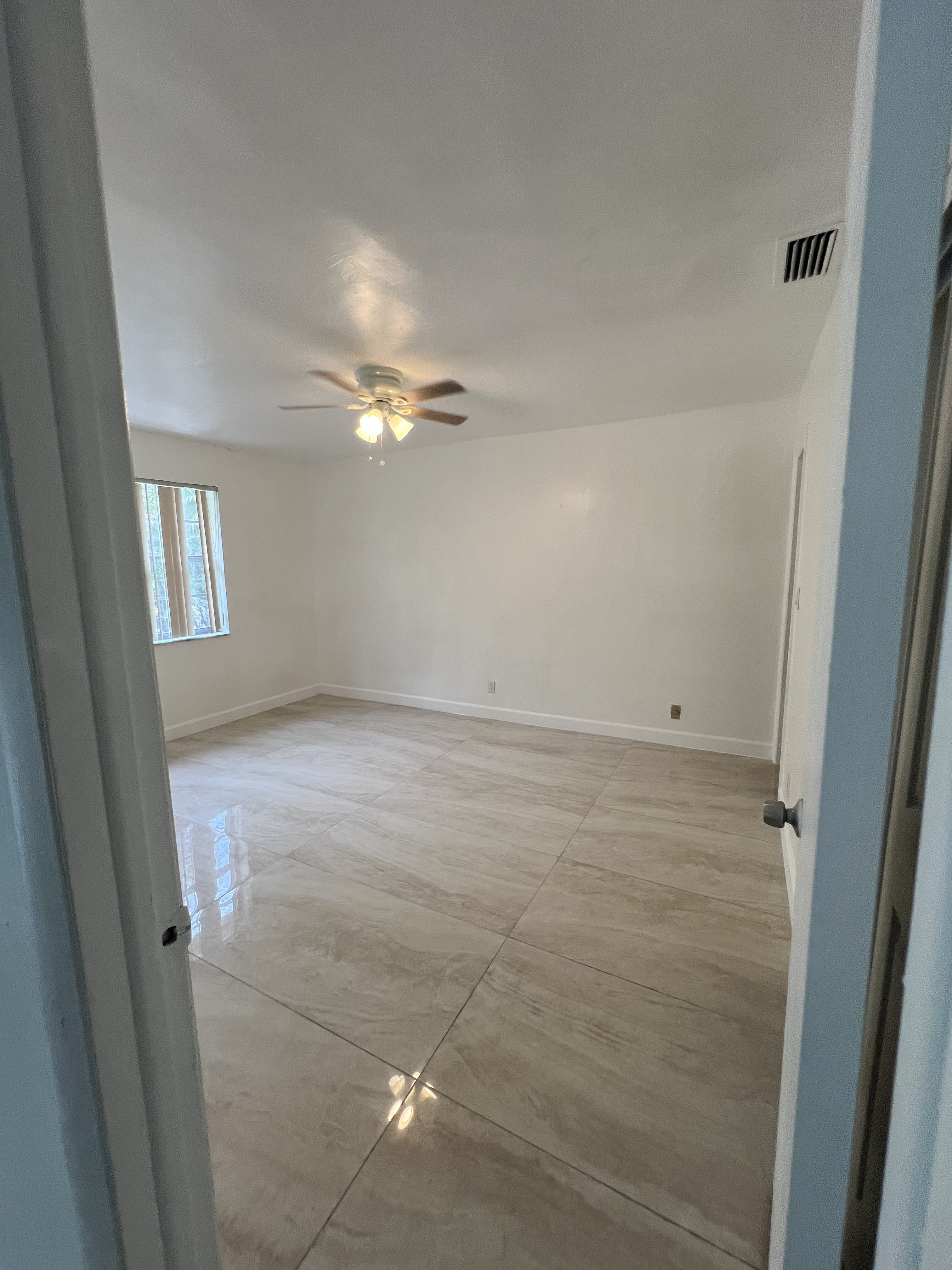 7830 Northwest 33Rd Street – photo 4