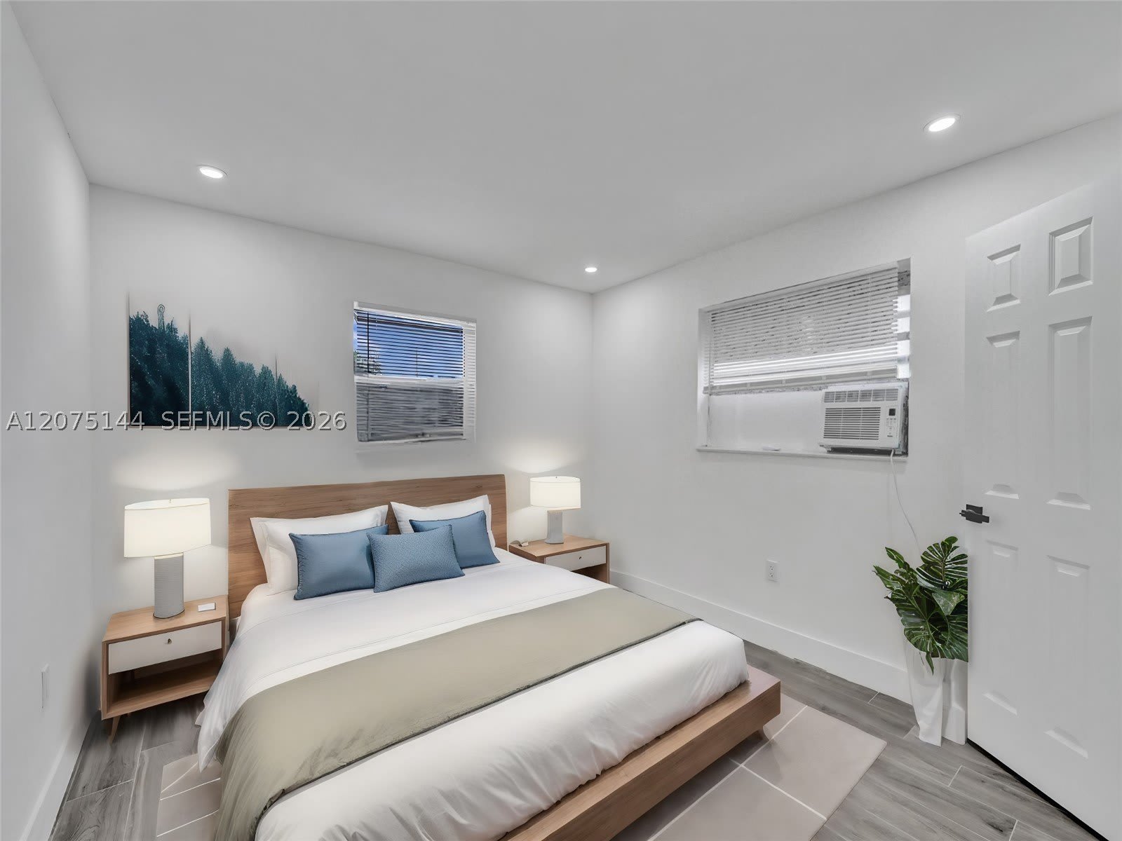 5740 Mayo St – photo 3